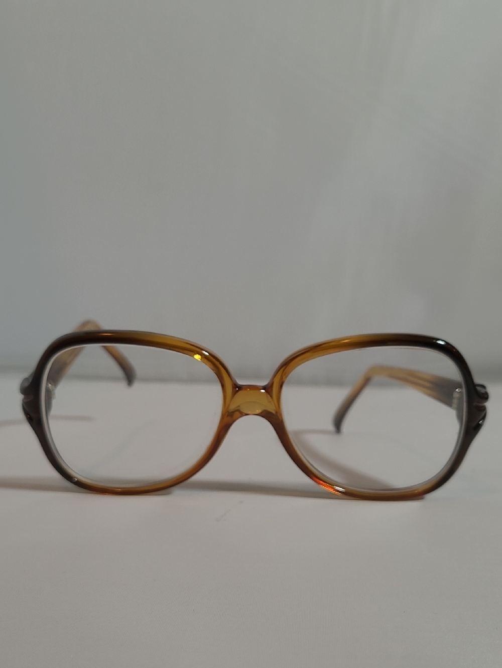 Vintage Women's Amber Gradient Oversized Eyeglass Frames